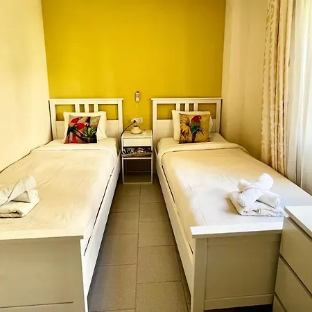 Riviera Serenity Escape - Sea View
