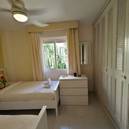 Riviera Serenity Escape - Sea View Apartment *