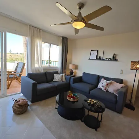 Riviera Serenity Escape - Sea View Apartment Mijas