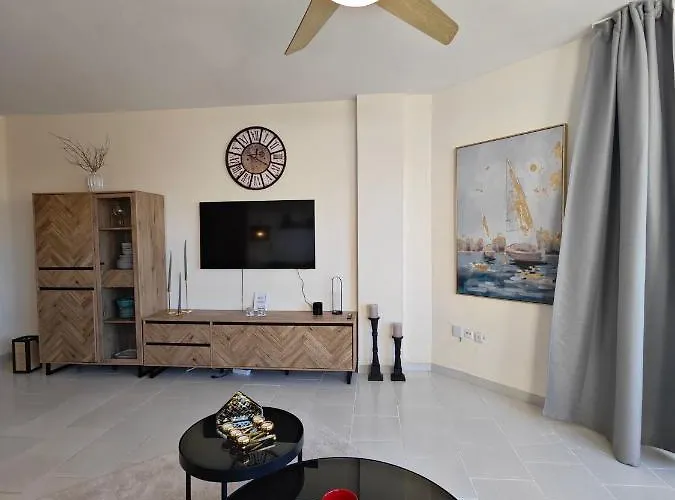 Riviera Serenity Escape - Sea View Михас