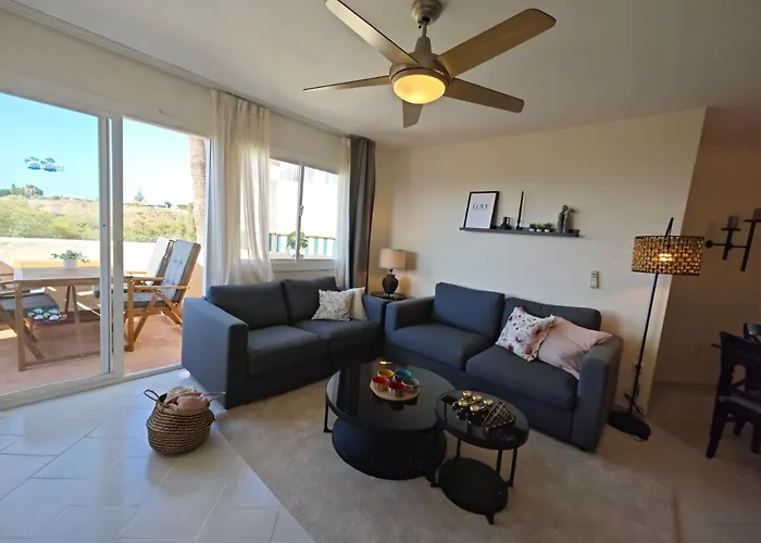 Riviera Serenity Escape - Sea View Апартаменты Михас
