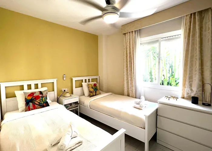 Апартаменты Riviera Serenity Escape - Sea View Михас